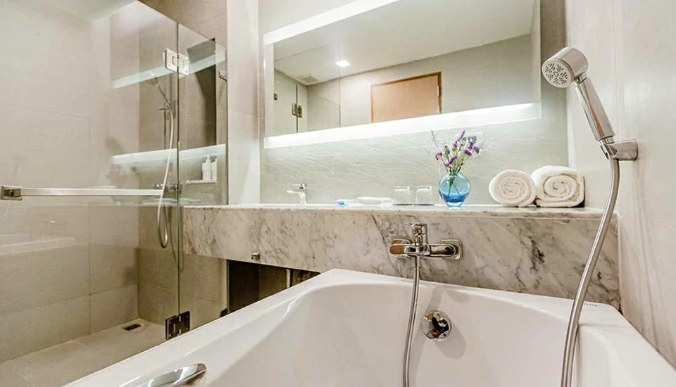 هتل بلو سوتل کرابی